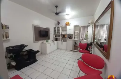 Sala com 27m2 privativos, lavabo no centro da cidade - fpolis - sc