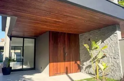 Casa contemporânea no balneário dos açores - pântano do sul, florianópolis
