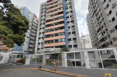 Apto de 3 quartos com 1 suíte em região privilegiada no centro de florianópolis