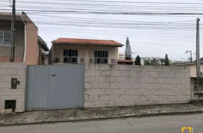 Casa à venda com 2 pavimentos no bairro nossa senhora do rosário em são josé
