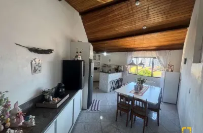 Casa com 3 quartos à venda na Francisco José Ramos, Itacorubi, Florianópolis