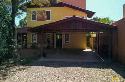Casa a venda no campeche - financiável - próxima ao novo campeche