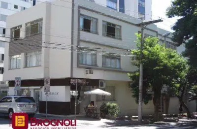 Apartamento 3 quartos e 2 banheiros no centro de florianópolis/sc