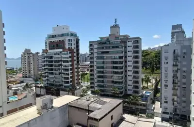 Apartamento 4 dormitórios, no centro de florianópolis, à 400 metros da beira mar norte
