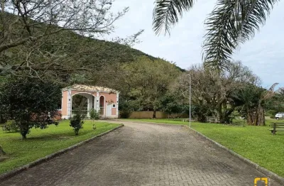 Terreno à venda com escritura pública à 500m do mar - praia do pântano do sul em florianópolis sc
