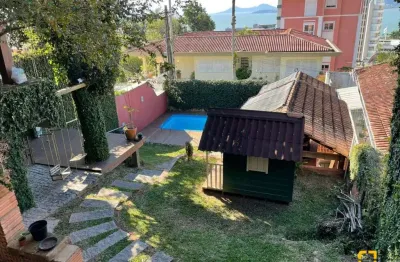 Casa com 4 quartos à venda na Servidão Nossa Senhora do Caravaggio, Agronômica, Florianópolis