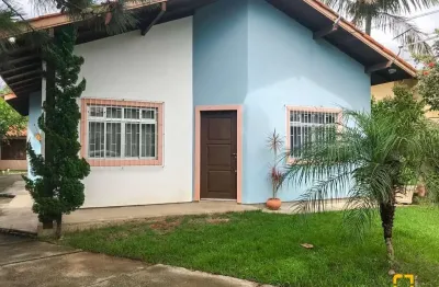 Casa residencial em terrreno de 465m - mobiliado -bairro campeche -florianópolis sc