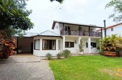 Casa com 4 quartos à venda na Servidão Recanto do Sabiá, Rio Tavares, Florianópolis