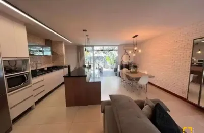 Casa á venda de 3 dormitórios ( 1 suíte) semi mobiliado - bairro campeche - florianópolis sc