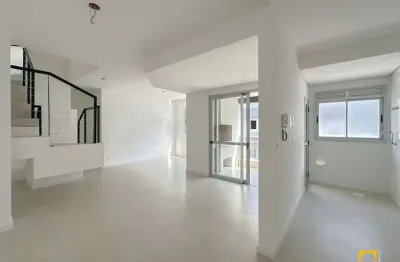 Apartamento duplex - 2 dormitórios, sendo 1 suíte - 2 vagas - bairro estreito - florianópolis