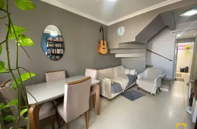Apartamento duplex de 02 dormitórios no bairro Areias em São José / SC