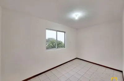 Apartamento à venda 2 quartos, garagem no bairro São Luíz em São José SC.