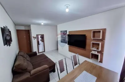 Vendo apartamento com 58m² | 2 quartos, 1 suíte, vaga coberta no 3º andar de escada no bairro do colibris!