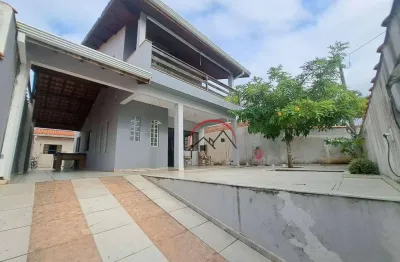 Casa com 3 quartos à venda na Rua Ernesto Maragni, 52, Centro, Peruíbe