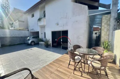 Casa com 6 quartos à venda na Rua Cantídio Nogueira Sampaio, 294, Jardim Imperador, Peruíbe