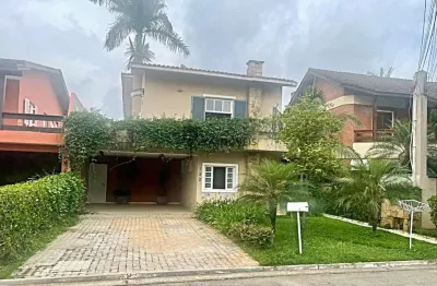 Casa em condomínio fechado com 4 quartos à venda na alameda das camélias, alphaville, santana de parnaíba, 217 m2 por r$ 1.810.000