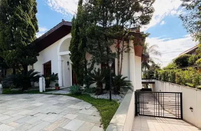 Casa em condomínio fechado com 4 quartos para alugar na alameda portugal, alphaville residencial um, barueri, 520 m2 por r$ 37.000