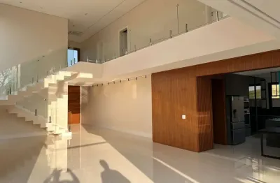 Casa em condomínio fechado com 4 quartos à venda na alameda das aroeiras, alphaville, santana de parnaíba, 482 m2 por r$ 8.500.000