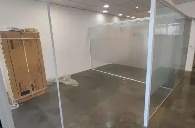 Sala comercial à venda na alameda araguaia, alphaville industrial, barueri, 52 m2 por r$ 390.000