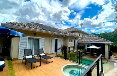 Casa em condomínio fechado com 3 quartos para alugar na alameda cambará, alphaville, santana de parnaíba, 419 m2 por r$ 30.000