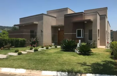 Casa em condomínio fechado com 4 quartos à venda na rua sabiá, 363, suru, santana de parnaíba, 465 m2 por r$ 2.500.000