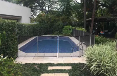Casa em condomínio fechado com 4 quartos à venda na alameda das camélias, alphaville, santana de parnaíba, 450 m2 por r$ 5.250.000