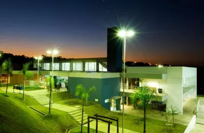 Terreno em condomínio fechado à venda na alameda das aroeiras, alphaville, santana de parnaíba por r$ 3.203.726