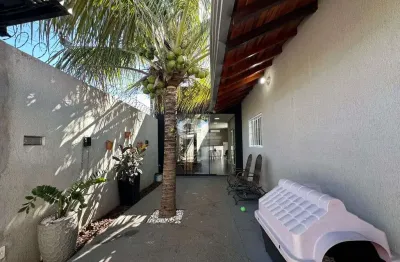 Casa reformada no bairro taveiropolis próximo ao colégio nova geração r$580.000