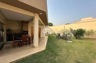 Casa térrea, rita vieira i, terreno 450,00m2, móveis planejados, energia solar