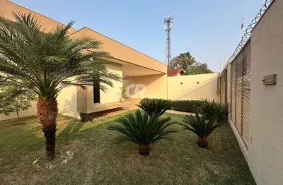 Casa térrea, rita vieira i, terreno 450,00m2, móveis planejados, energia solar