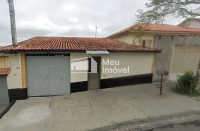 2 casas + 1 salao + 1 porao | 300 m2 de terreno -  jd. sao judas