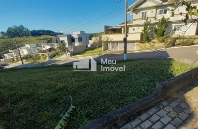 Terreno de esquina com 347m² no cond. residencial mantiqueira-sjc-venda