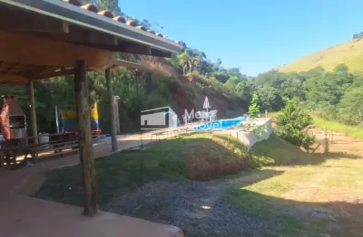 Chacara com 1650m² com casa de 80 m² com rancho e piscina- no buquirinhall - são jose dos campos