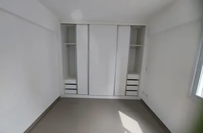 Apartamento de 77m² com varanda envidraçada e suíte – 7º andar
