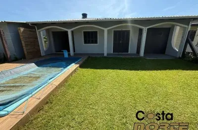 Casa mobiliada e com piscina próximo do mar em nova tramandaí