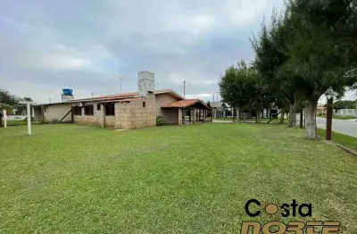 Casa próximo do mar com 2 terrenos em nova tramandaí