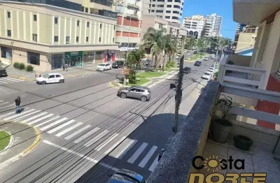 Apartamento com sacada na av da igreja em tramandaí