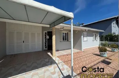 Casa com 3 quartos à venda na Zona Nova, Tramandaí 