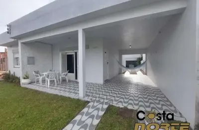 Casa com 3 quartos à venda na Zona Nova, Tramandaí 