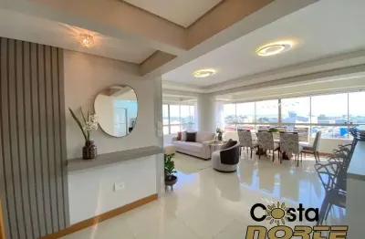 Lindo apartamento mobiliado e decorado no centro de tramandaí