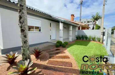 Casa finamente mobiliada e decorada próximo do mar em tramandaí