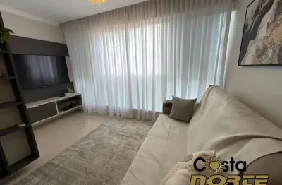 Apartamento mobiliado e decorado junto a beira mar de tramandaí