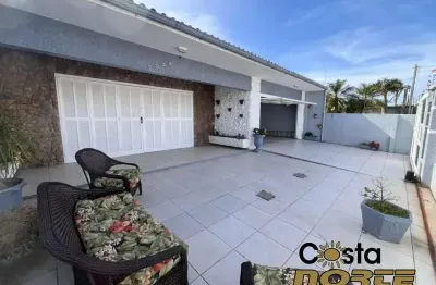 Casa com 3 quartos à venda na Zona Nova, Tramandaí 