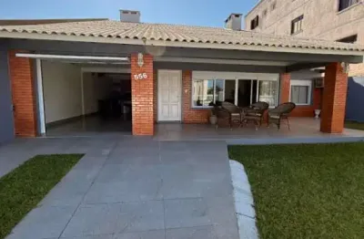 Casa com 4 quartos à venda na Zona Nova, Tramandaí 