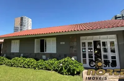 Casa com 6 quartos à venda no Centro, Tramandaí 
