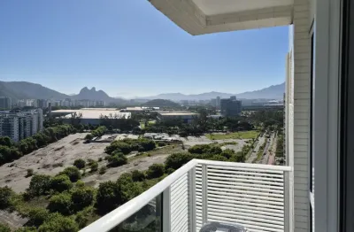 Lindo apartamento reformado 2 quartos no millenio, ilha pura!