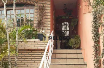 Sobrado à venda | 330m² | 3 suítes | closed | 8 vagas | vila gustavo - são paulo/sp