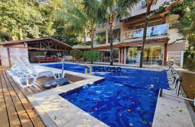 Casa à venda em condomínio fechado | 650m² | 5 suítes | 7 vagas | área gourmet | piscina | bosque | serra da cantareira/sp