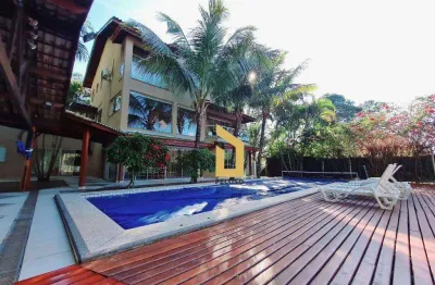 Casa à venda em condomínio fechado | 650m² | 5 suítes | 7 vagas | área gourmet | piscina | bosque | serra da cantareira/sp