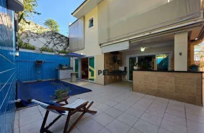 Sobrado à venda | 330m² | 4 dormitórios | 2 suítes | 8 vagas | tremembé - são paulo/sp